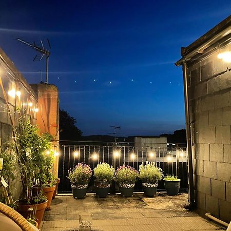 温莎Epic Location, Views & Large Private Terrace公寓 外观 照片